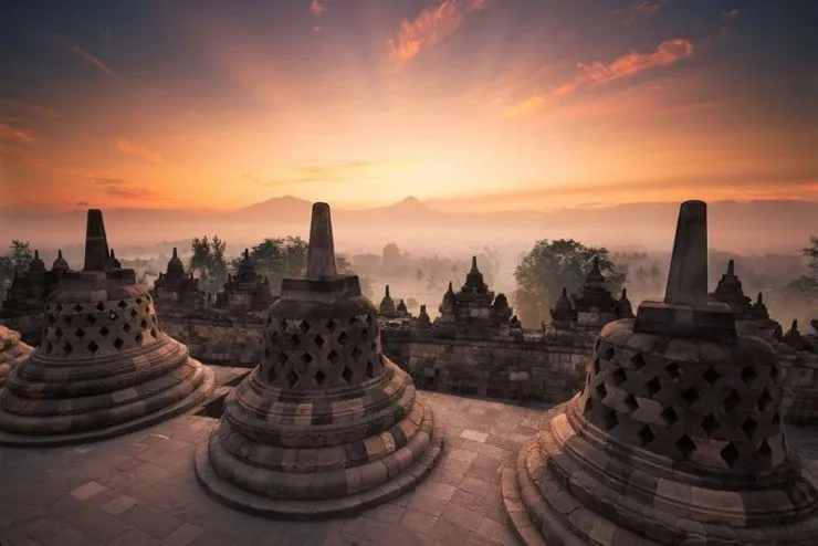 Sunrise Serenity: The Unforgettable Beauty of Borobudur